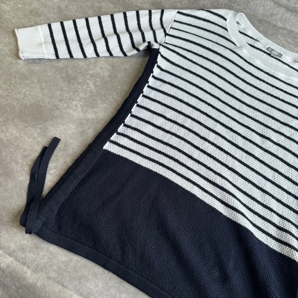 T by Talbots Sweater Womens XS Blue White Striped Colorblock Knit Pullover - Picture 3 of 11